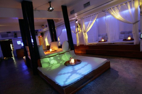 Знаменитые рестораны Мира.  «BED» Нью-Йорк